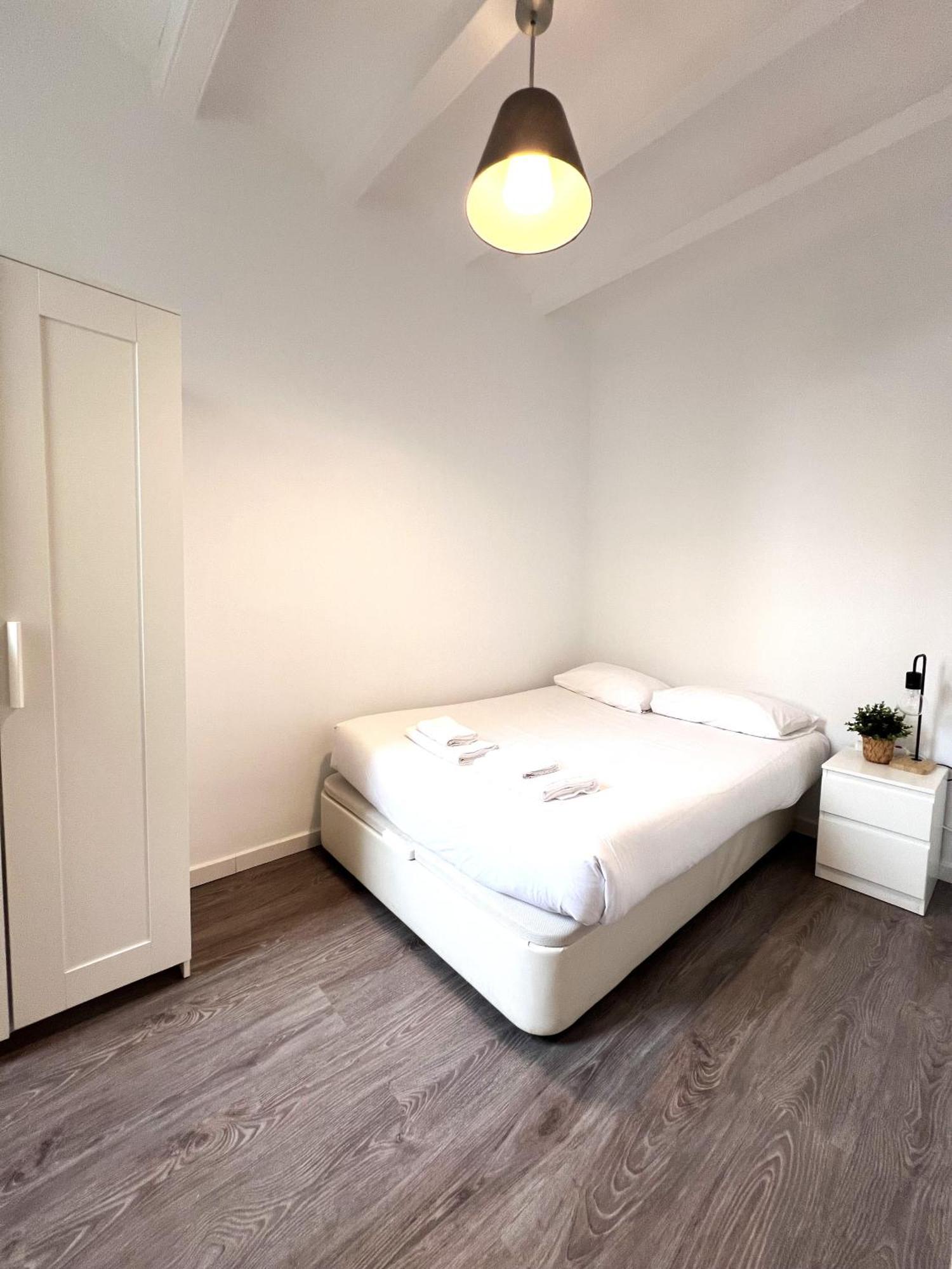 Camp Nou Apartment Оспиталет-де-Льобрегат Экстерьер фото