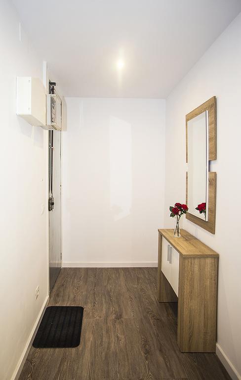 Camp Nou Apartment Оспиталет-де-Льобрегат Экстерьер фото