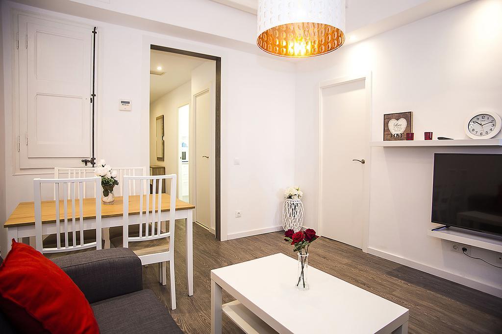 Camp Nou Apartment Оспиталет-де-Льобрегат Экстерьер фото