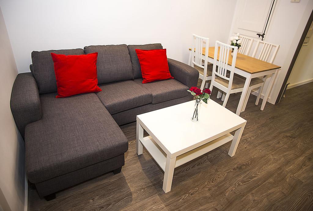 Camp Nou Apartment Оспиталет-де-Льобрегат Экстерьер фото