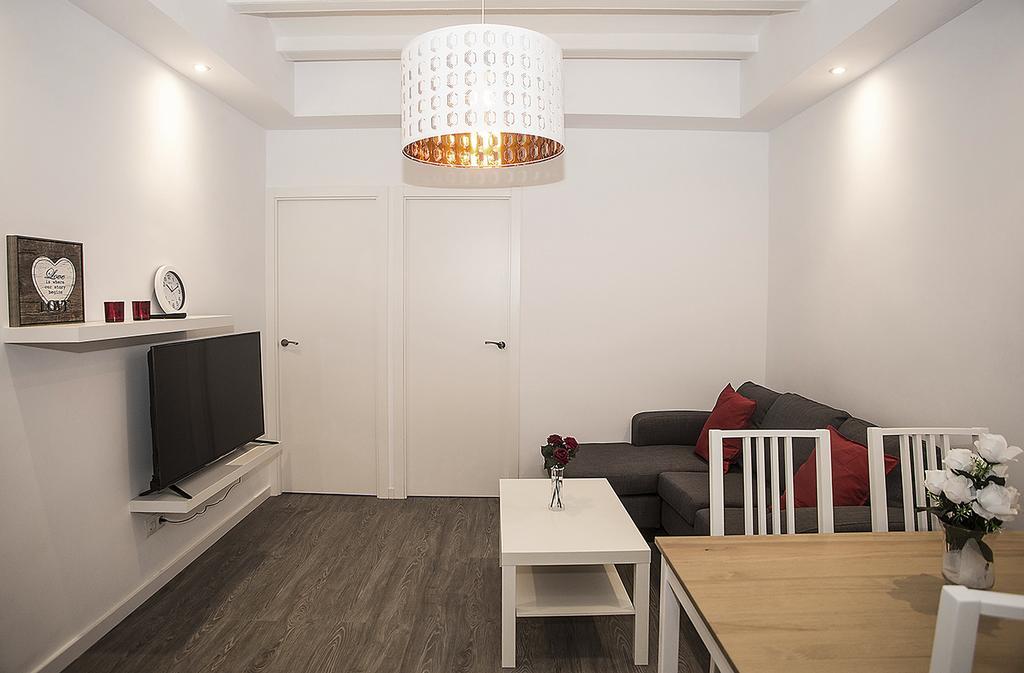 Camp Nou Apartment Оспиталет-де-Льобрегат Экстерьер фото